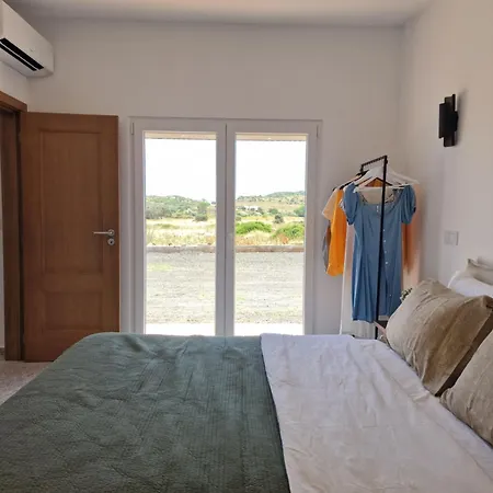 Prázdninový dům Novo! Jacuzzi, Campo E Vila do Bispo